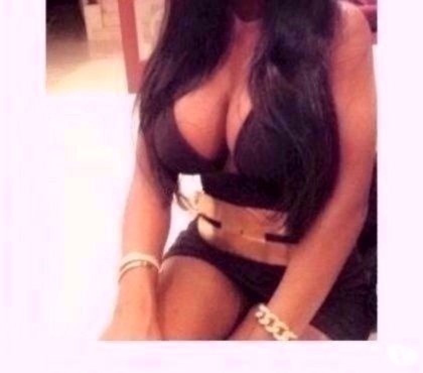 Ravissant latine sensuelle et charmante chez vous